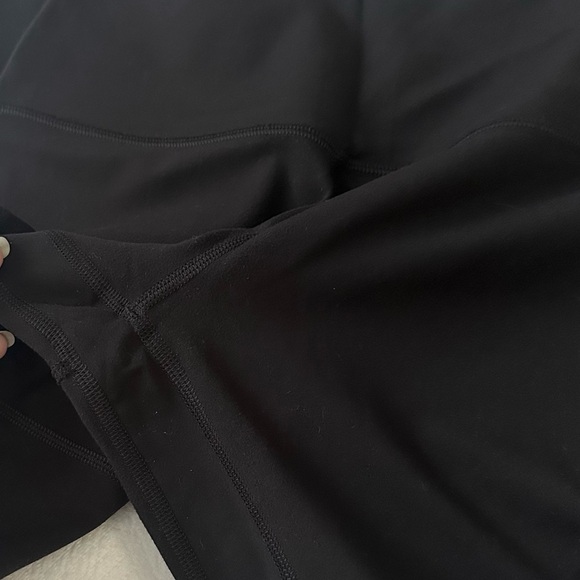 Lululemon Align Pant II 25" - Black SZ 6 - Picture 5 of 6